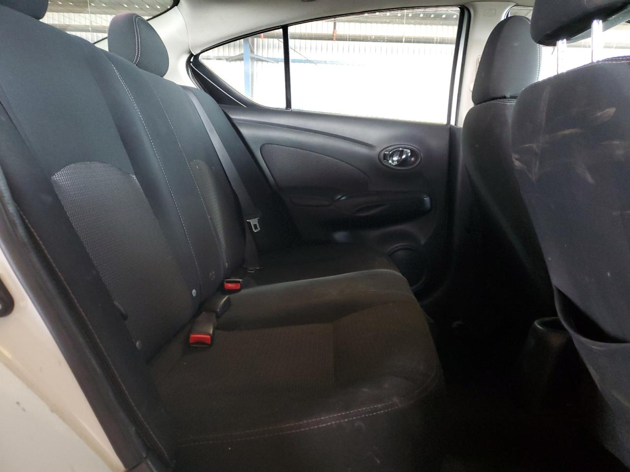 Lot #3031415697 2015 NISSAN VERSA S