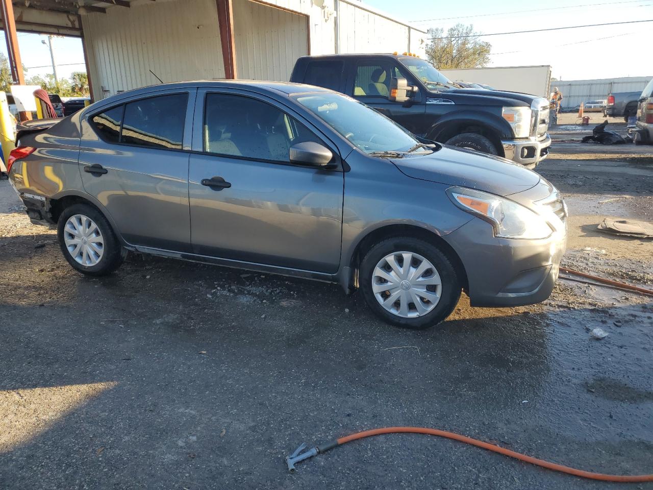 Lot #3025730321 2019 NISSAN VERSA S