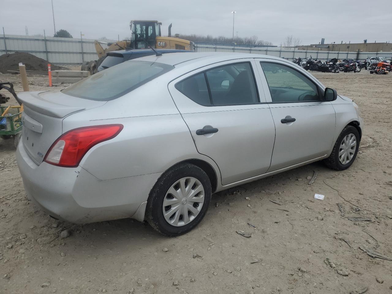 Lot #3028632943 2014 NISSAN VERSA S