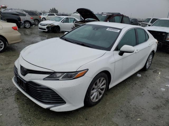 TOYOTA CAMRY L 2018 white  gas 4T1B11HK4JU580439 photo #1