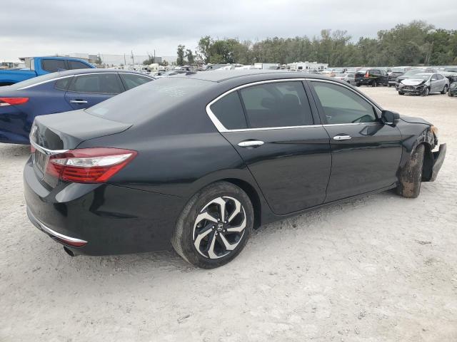 VIN 1HGCR2F85HA191062 2017 HONDA ACCORD no.3