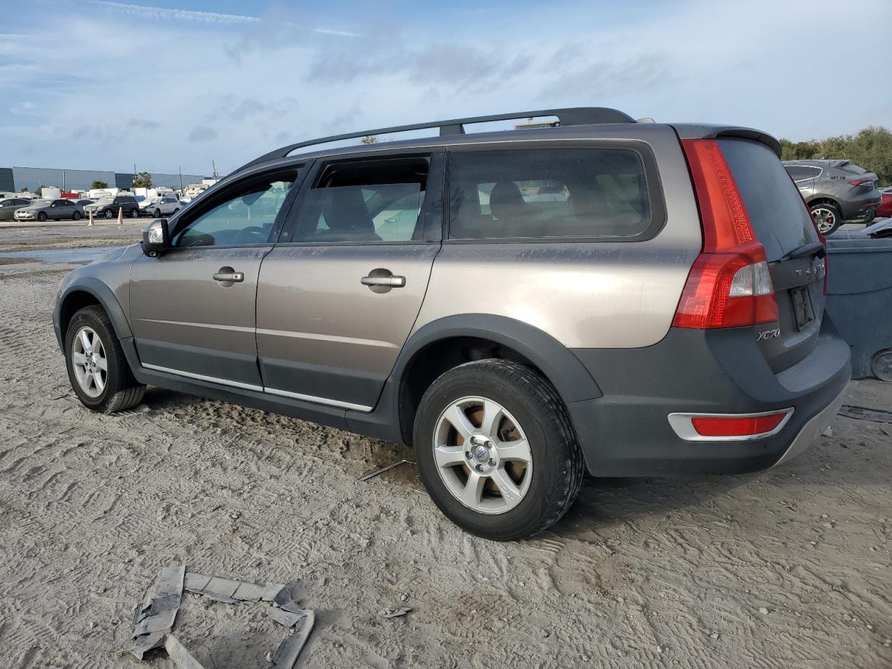 Lot #3052603118 2008 VOLVO XC70