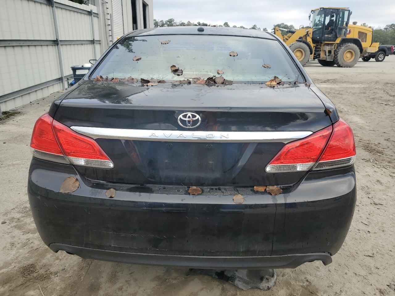 Lot #3030699111 2011 TOYOTA AVALON BAS