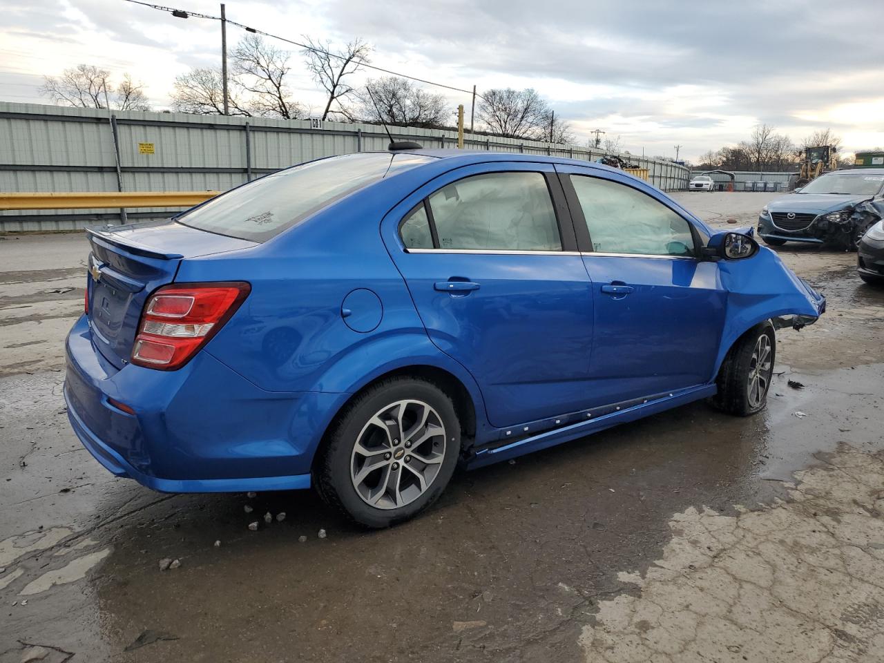 Lot #3028540920 2017 CHEVROLET SONIC LT