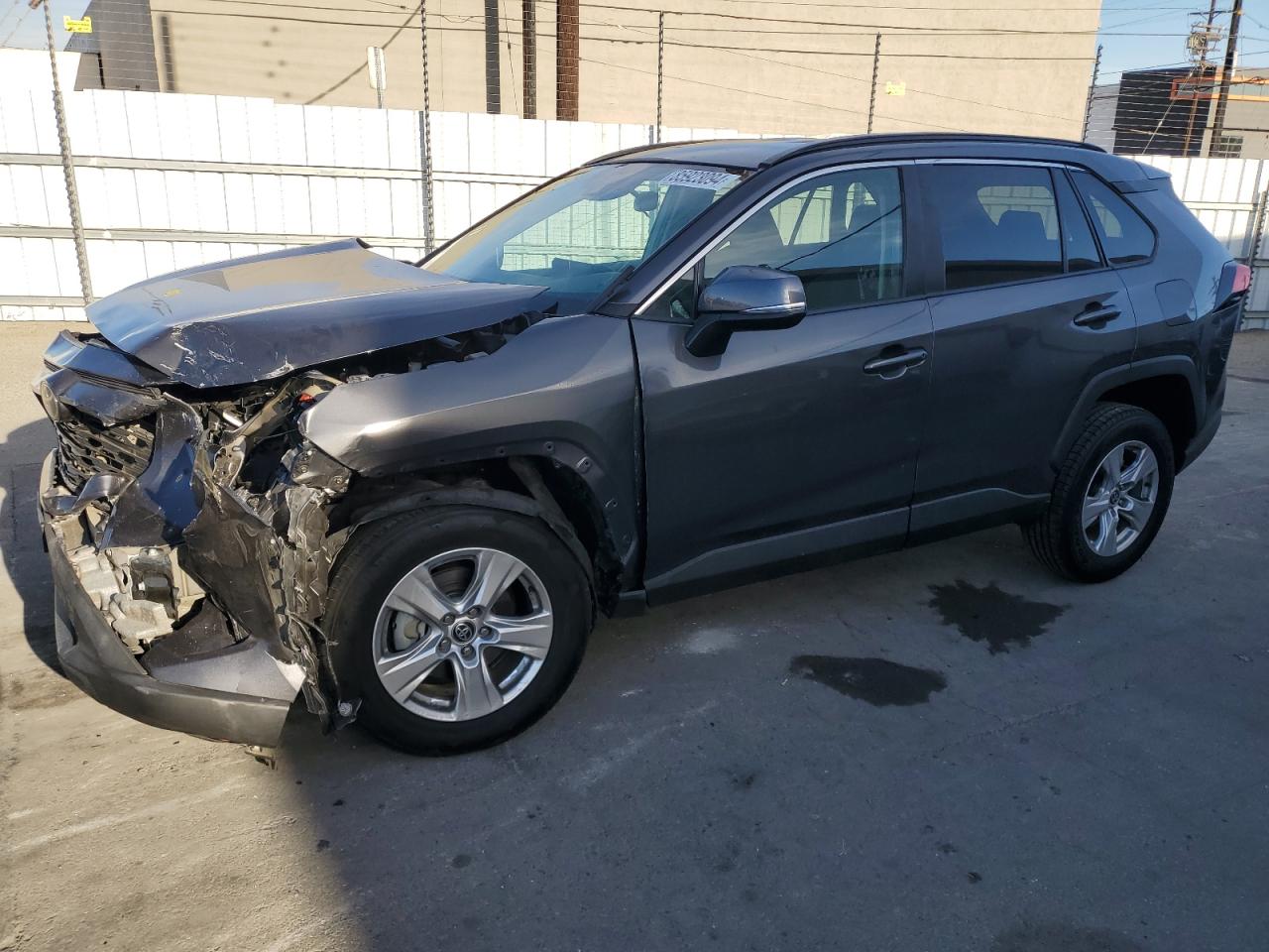 TOYOTA RAV4 XLE