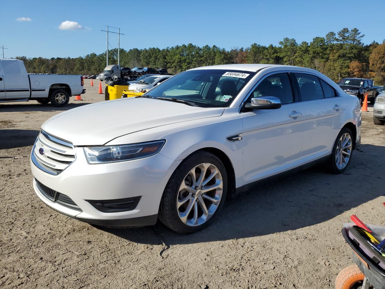 1FAHP2F83JG137682 FORD TAURUS LIM 2018
