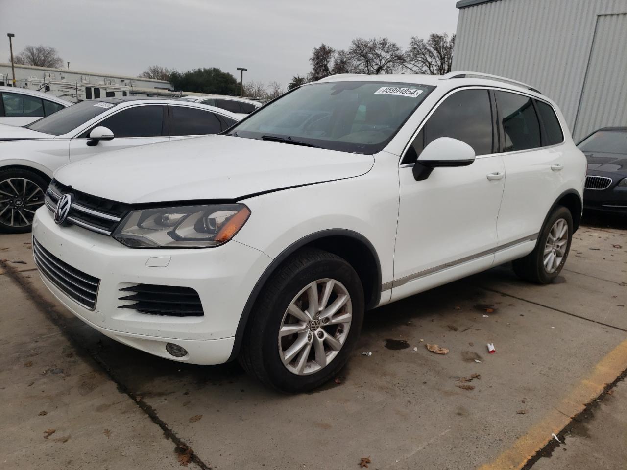 Lot #3037975214 2014 VOLKSWAGEN TOUAREG V6