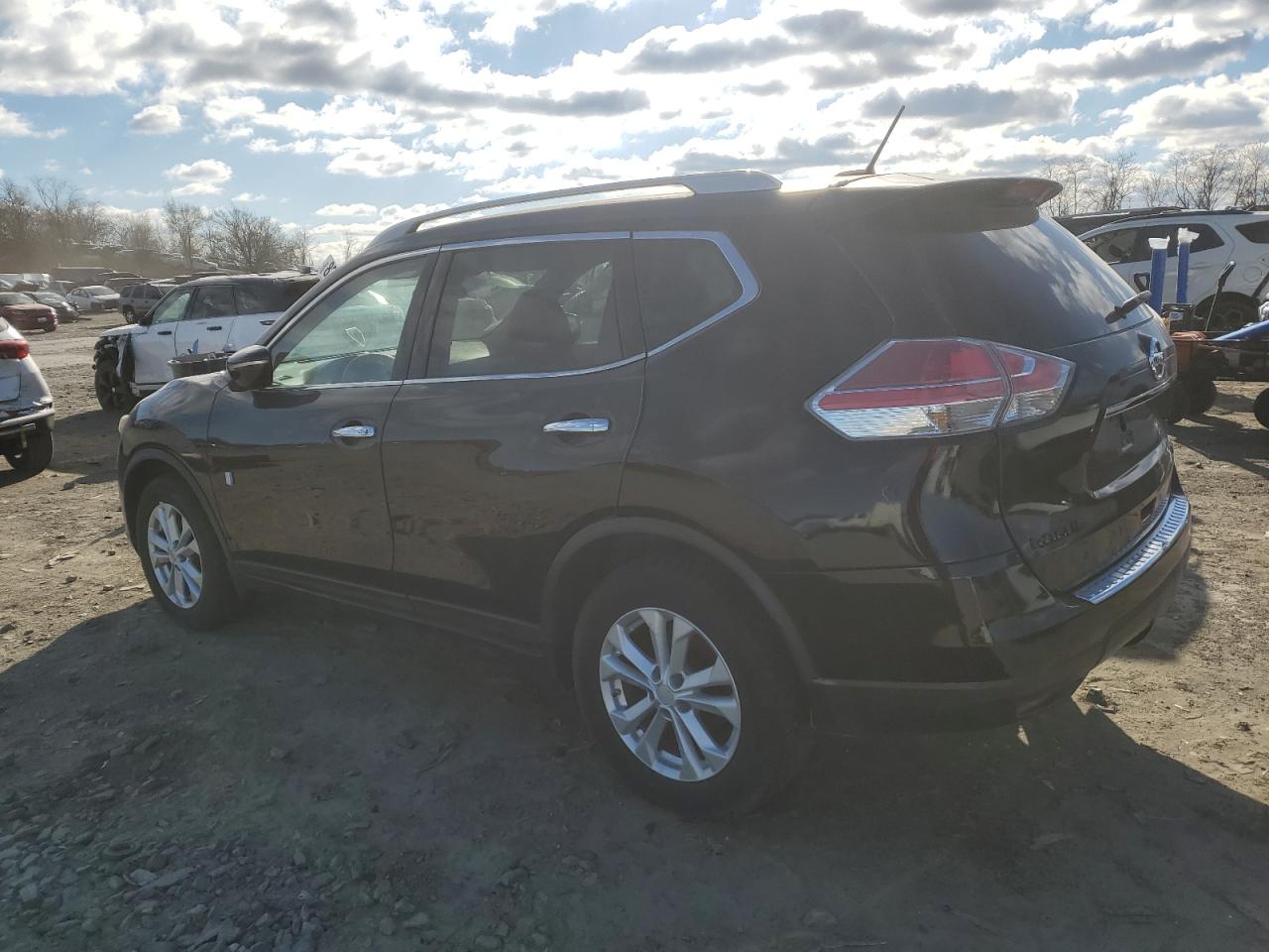 Lot #3037082393 2014 NISSAN ROGUE S