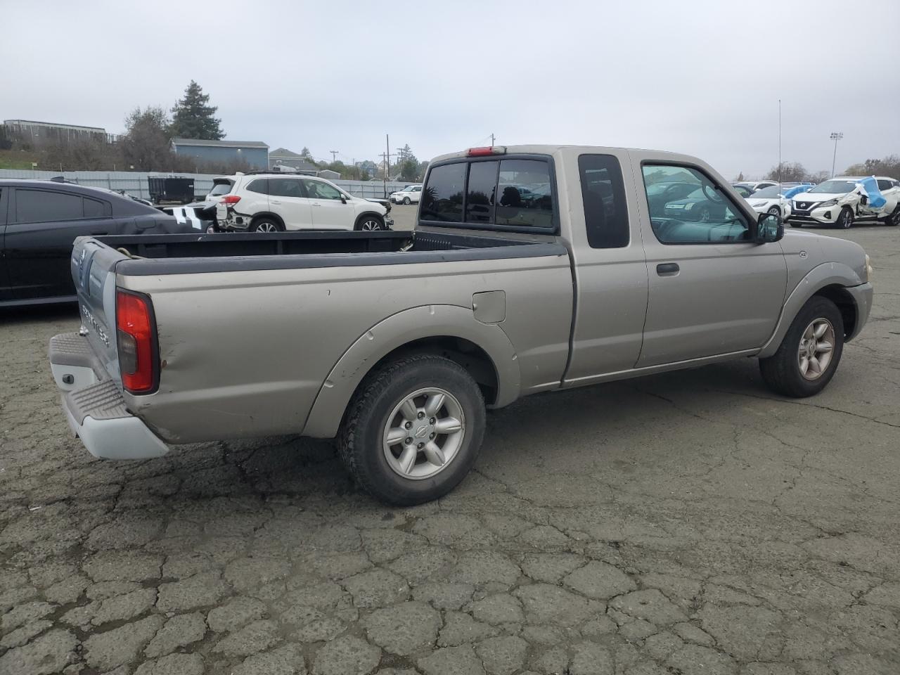 Lot #3030610092 2004 NISSAN FRONTIER K