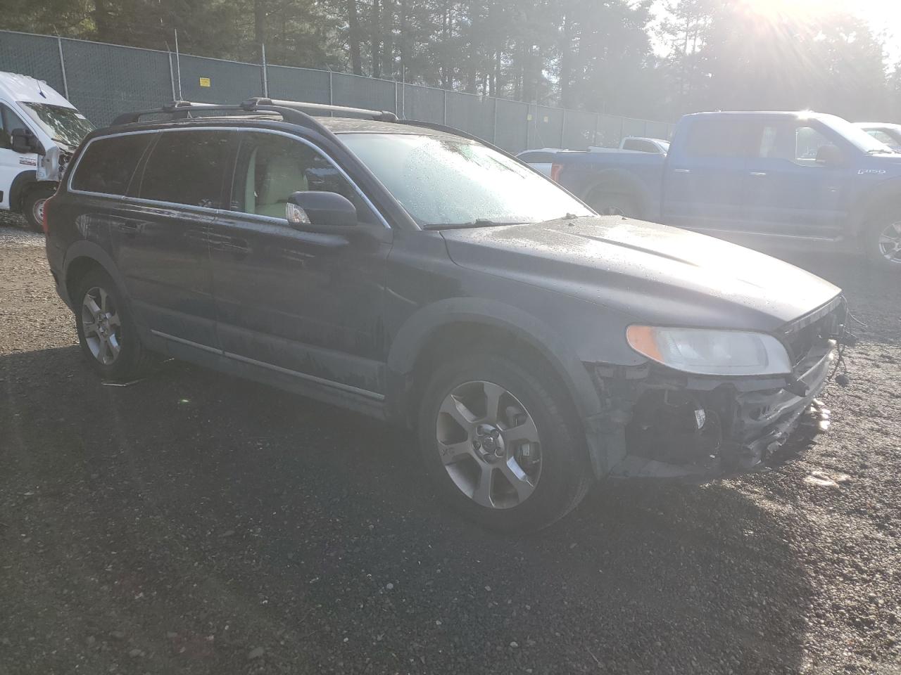 Lot #3024403606 2010 VOLVO XC70 3.2