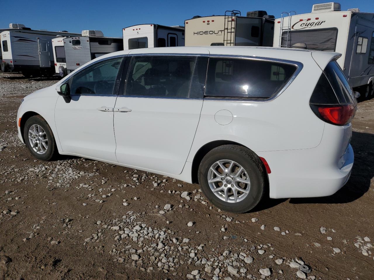 Lot #3025806337 2023 CHRYSLER VOYAGER LX