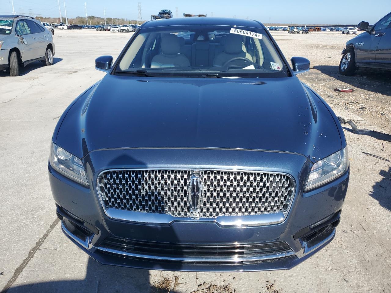 Lot #3049547692 2018 LINCOLN CONTINENTA