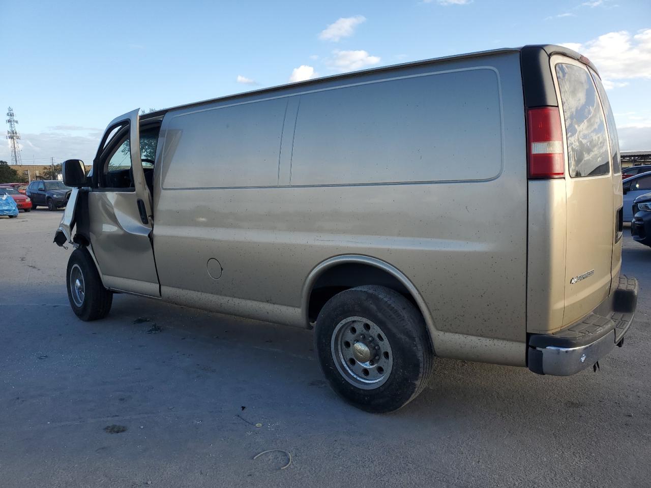 Lot #3041792419 2007 CHEVROLET EXPRESS G2