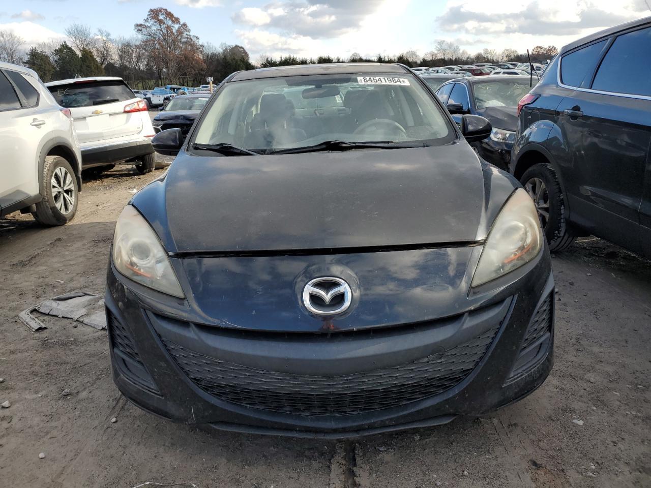 Lot #3026026991 2011 MAZDA 3 I