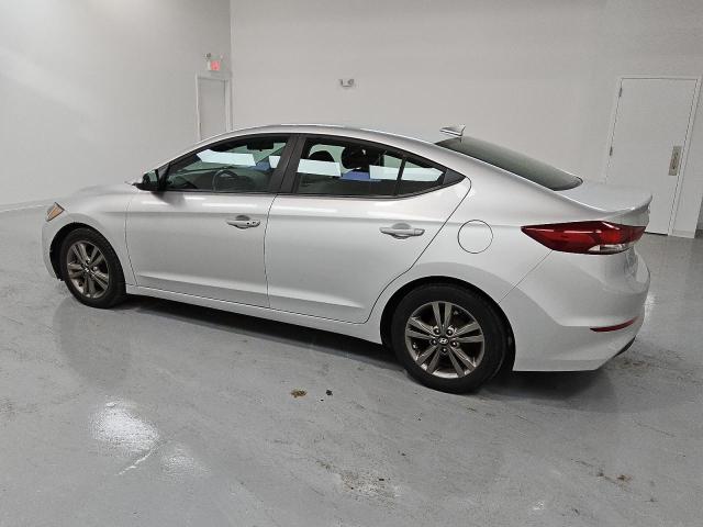 VIN 5NPD84LF8HH063587 2017 HYUNDAI ELANTRA no.2