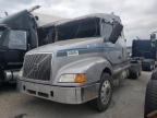 Lot #3024323075 2000 VOLVO VN