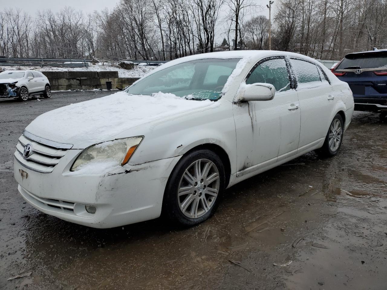  Salvage Toyota Avalon