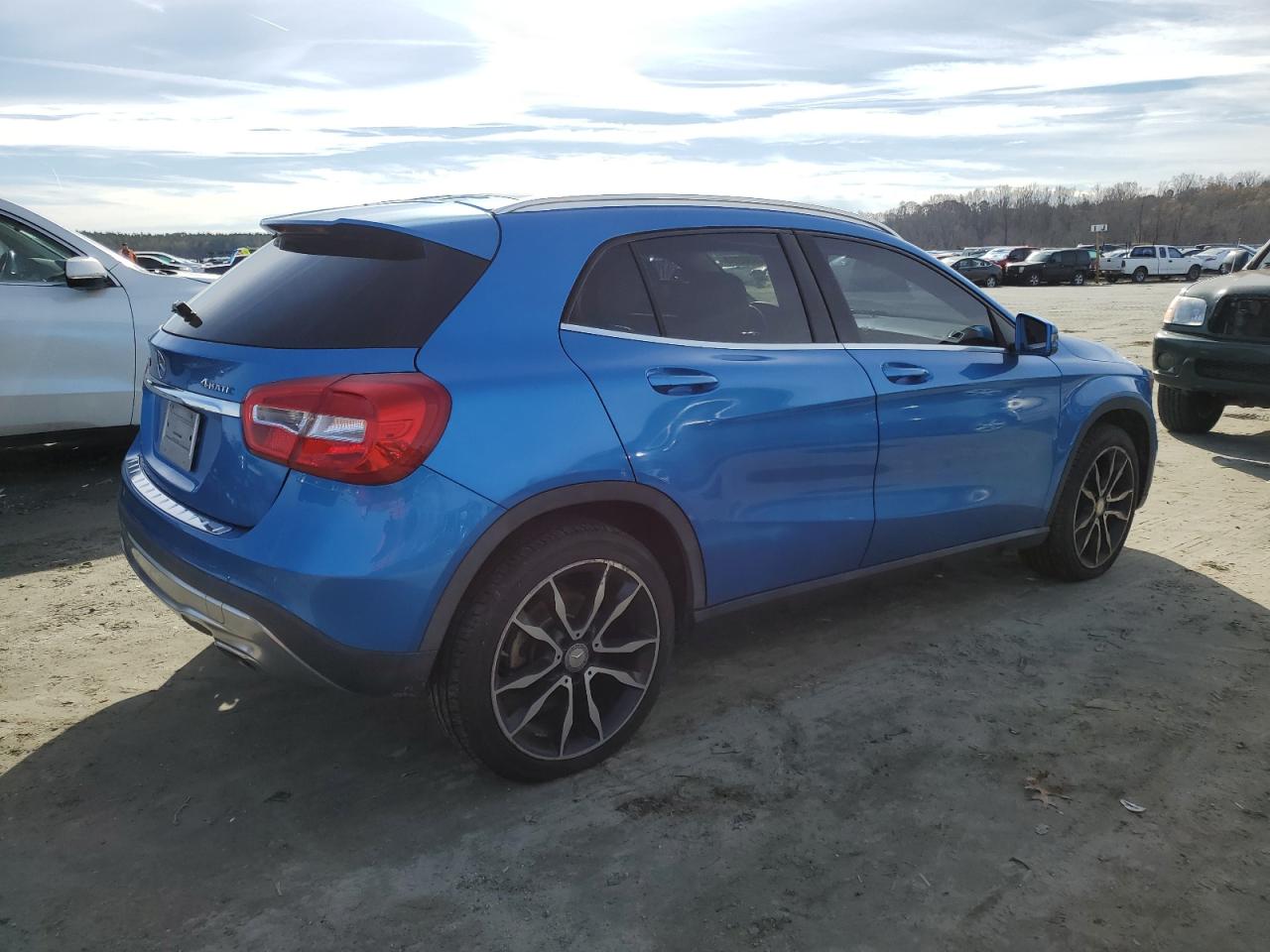 Lot #3028378808 2015 MERCEDES-BENZ GLA 250 4M