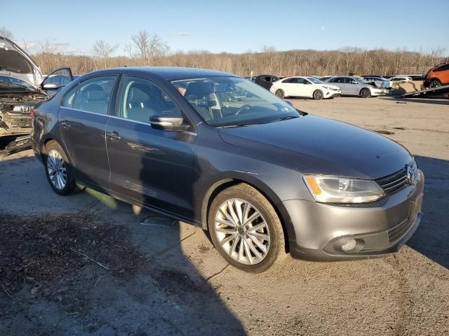 VIN 3VWL17AJ4EM359945 2014 VOLKSWAGEN JETTA no.4