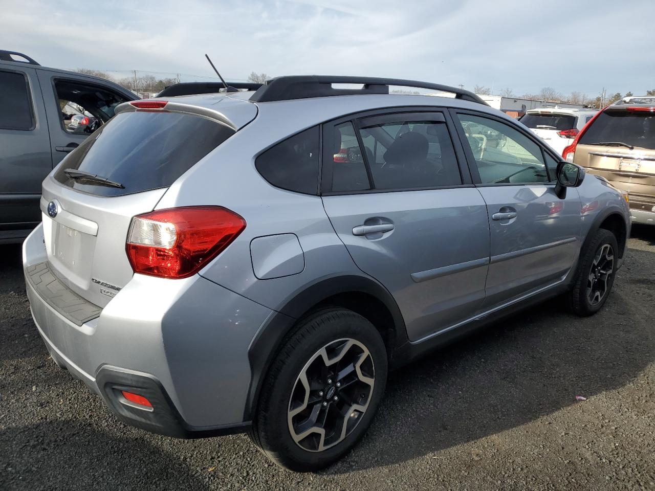 Lot #3055101014 2017 SUBARU CROSSTREK