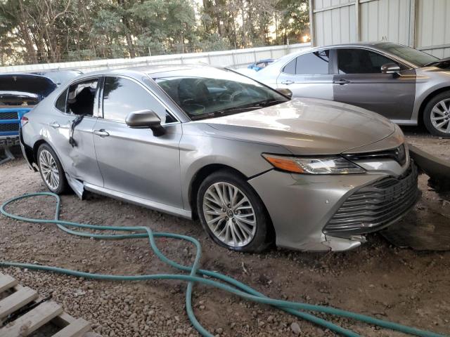 VIN 4T1B11HK6JU118335 2018 TOYOTA CAMRY no.4