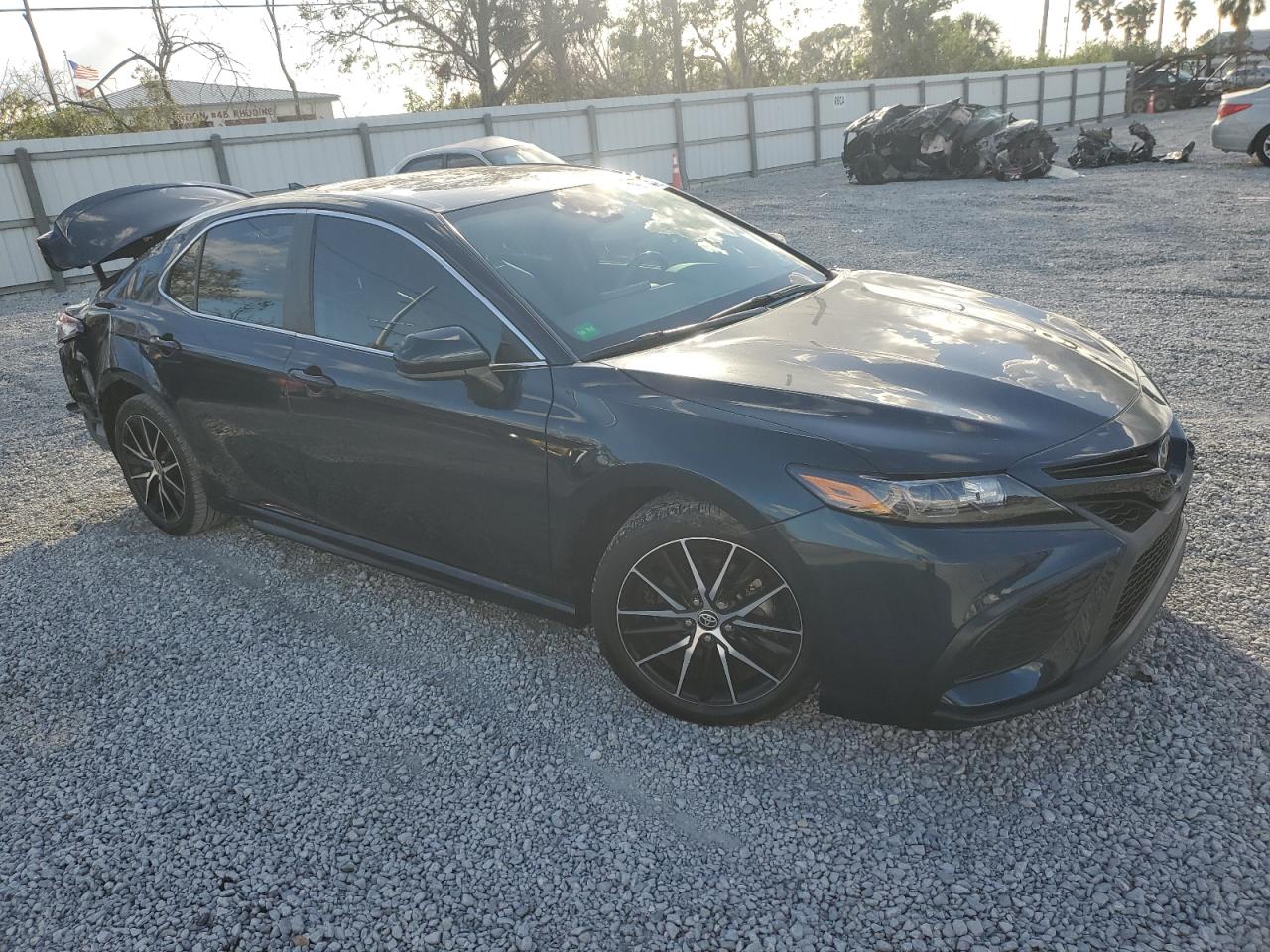 Lot #3031491821 2021 TOYOTA CAMRY SE