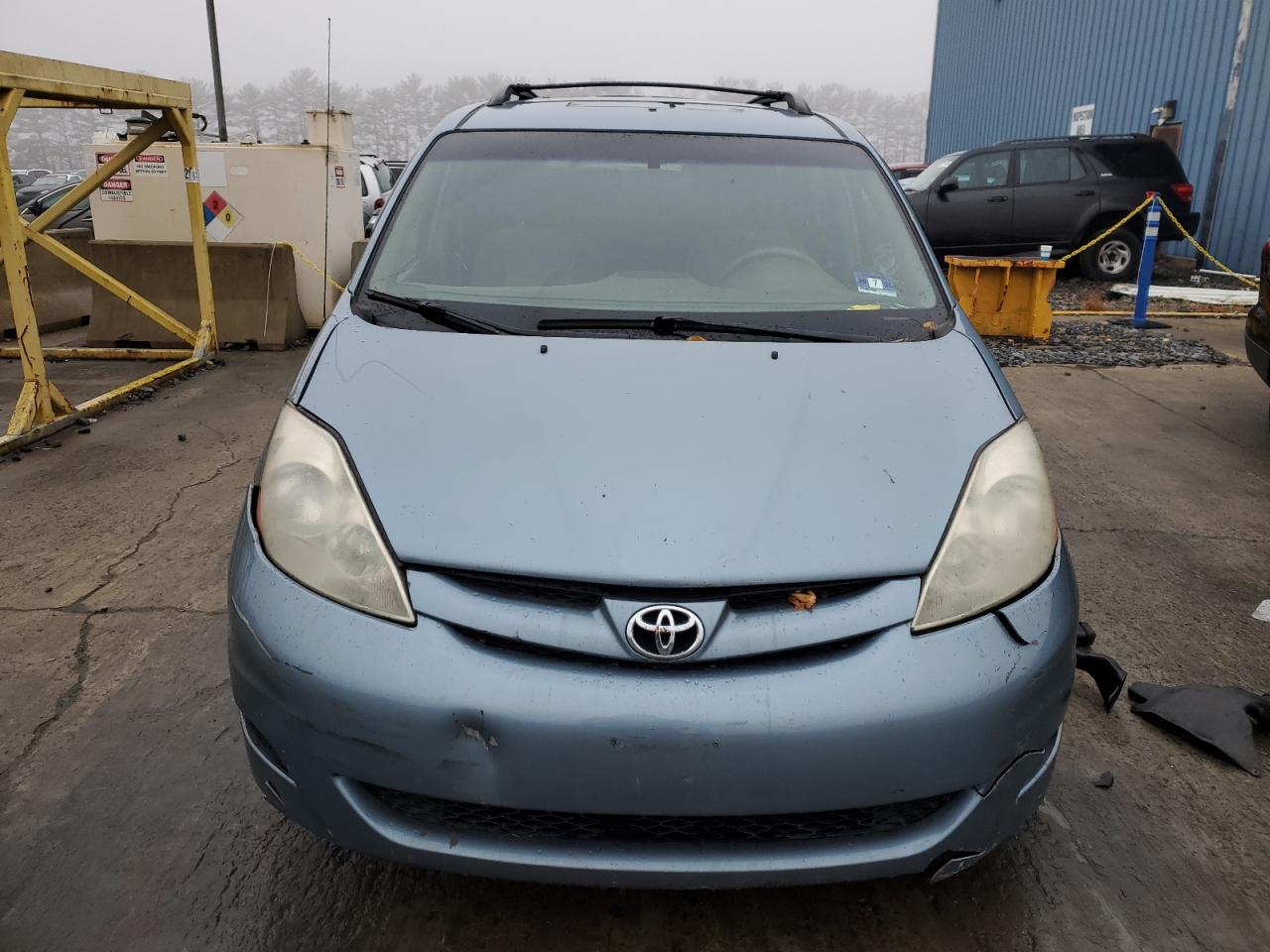 Lot #3024923372 2006 TOYOTA SIENNA CE