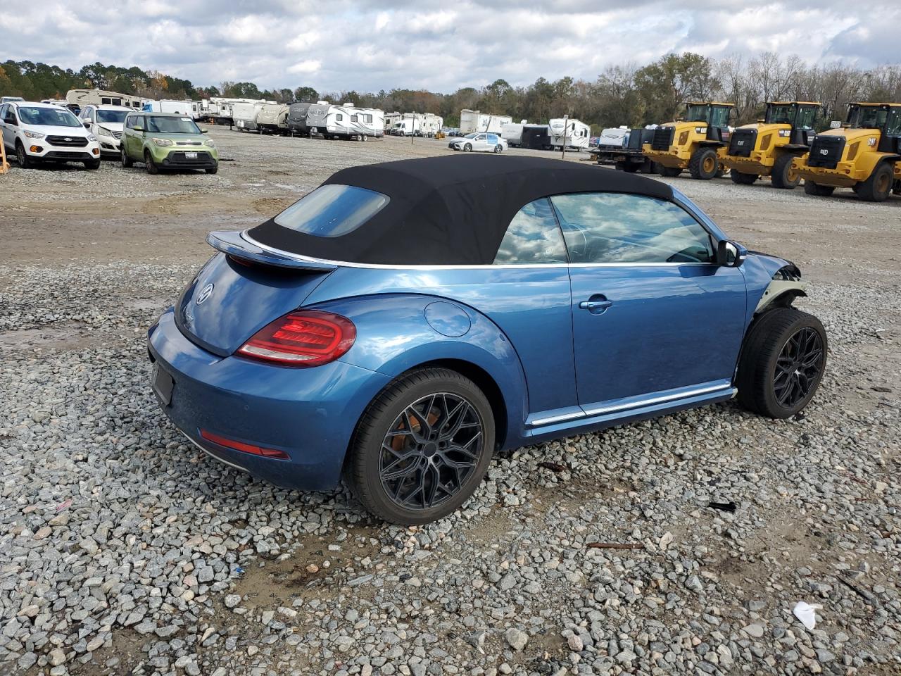 Lot #3025784322 2019 VOLKSWAGEN BEETLE S