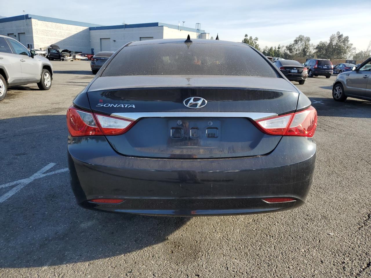 Lot #3051377641 2011 HYUNDAI SONATA GLS