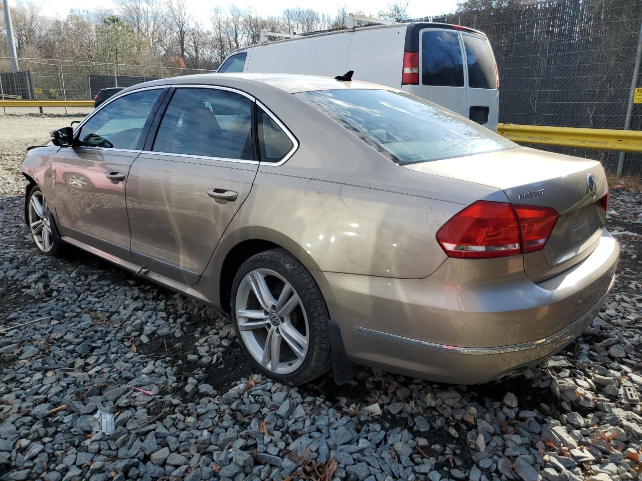 Lot #3037991184 2015 VOLKSWAGEN PASSAT SEL