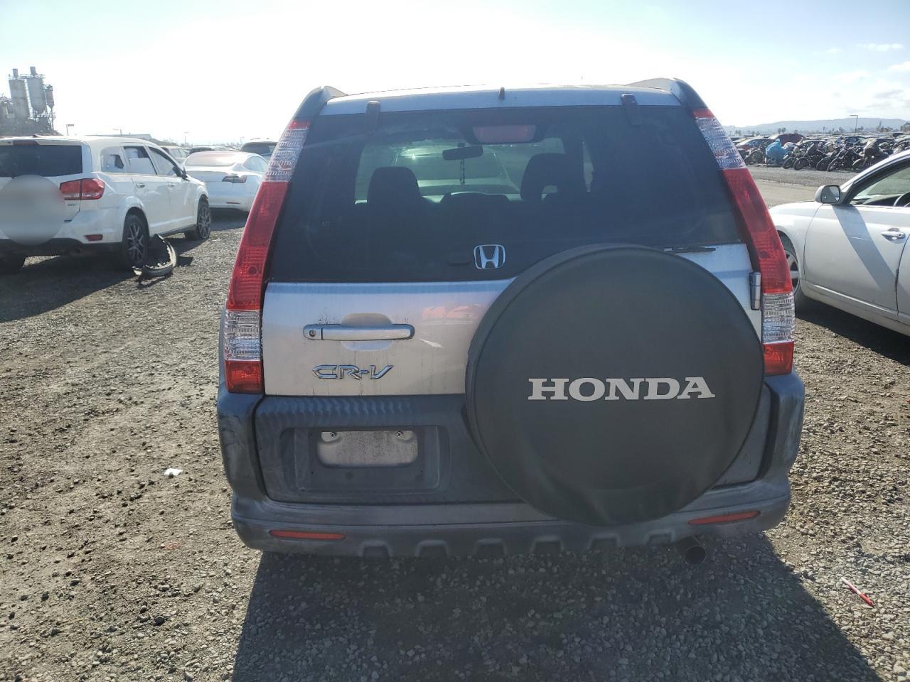 Lot #3049528691 2005 HONDA CR-V