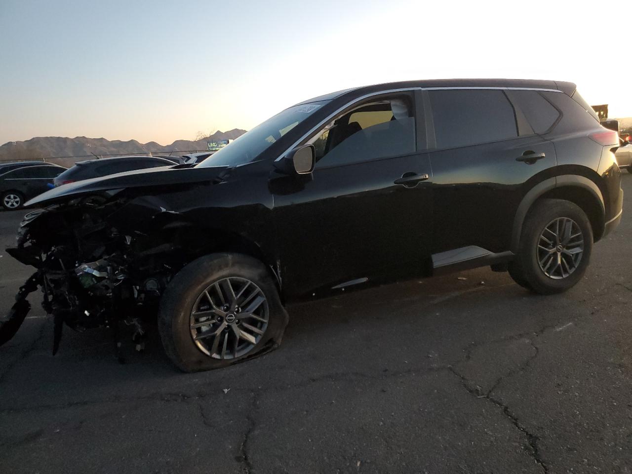  Salvage Nissan Rogue