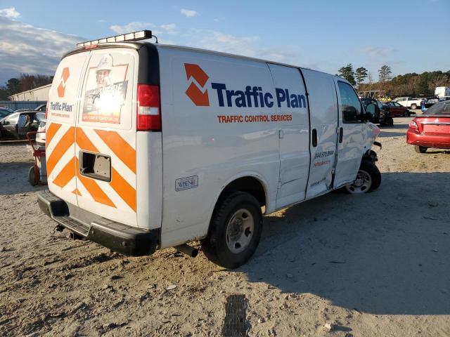 CHEVROLET EXPRESS G2 2020 white  gas 1GCWGAFP1L1216695 photo #4