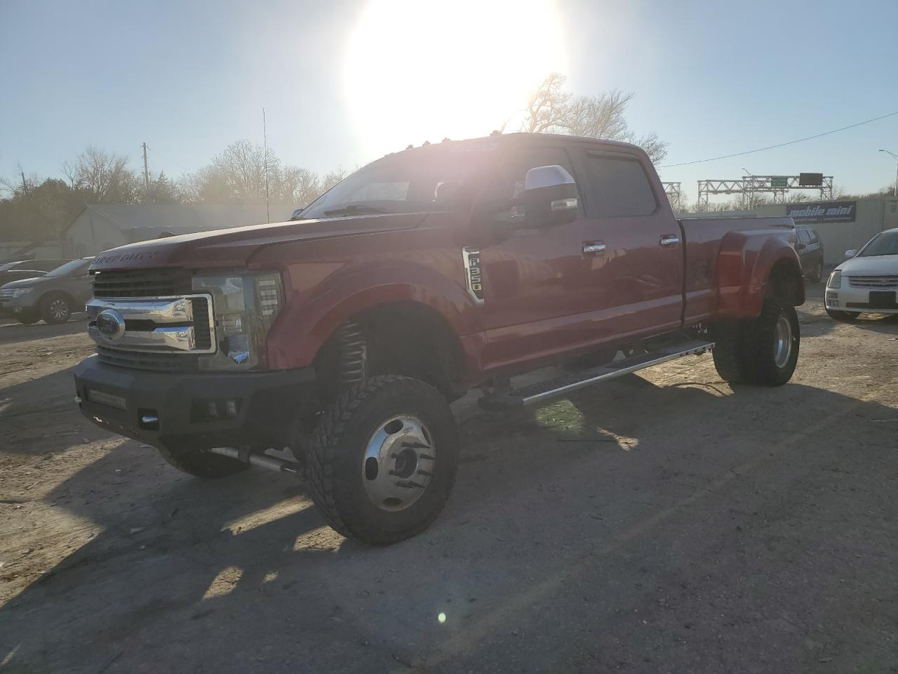 FORD F-350 SUPER DUTY