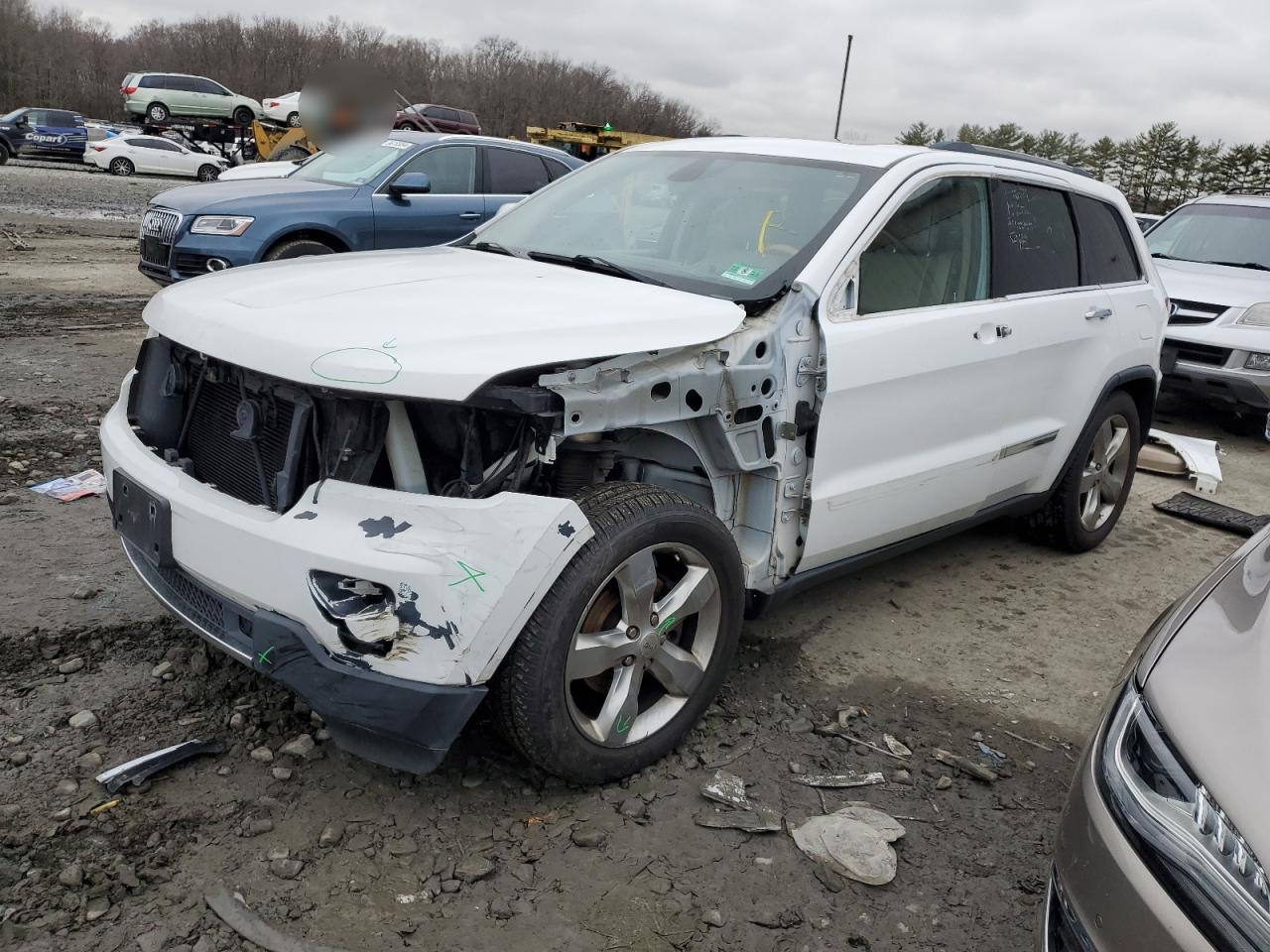  Salvage Jeep Grand Cherokee