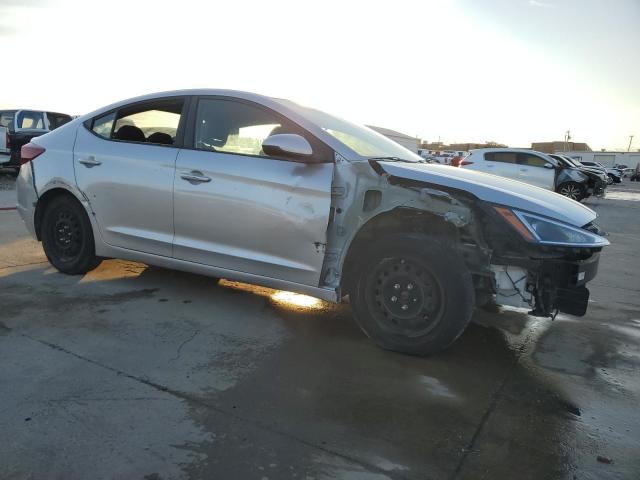2019 HYUNDAI ELANTRA SE - 5NPD74LF6KH495749