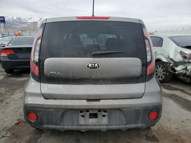 VIN KNDJN2A28J7553389 2018 KIA SOUL no.6