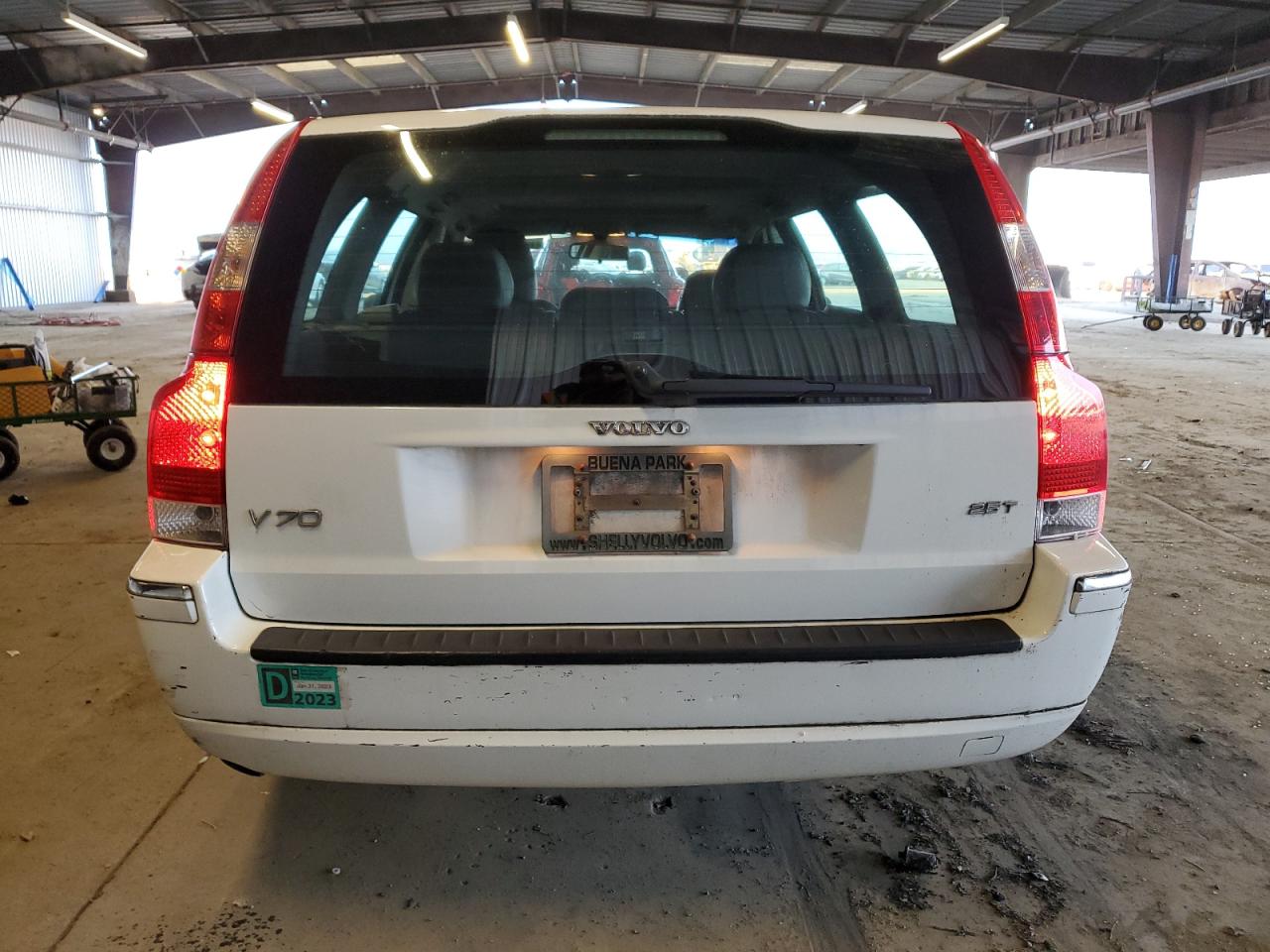 Lot #3024718755 2006 VOLVO V70 2.5T