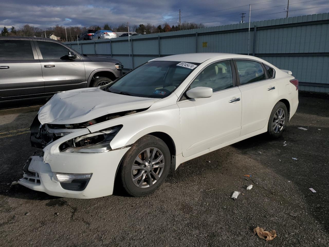  Salvage Nissan Altima