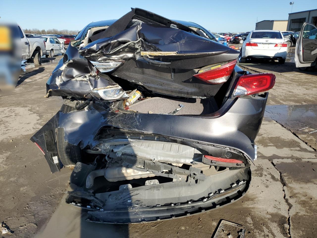 Lot #3046724247 2015 CHRYSLER 200 LIMITE