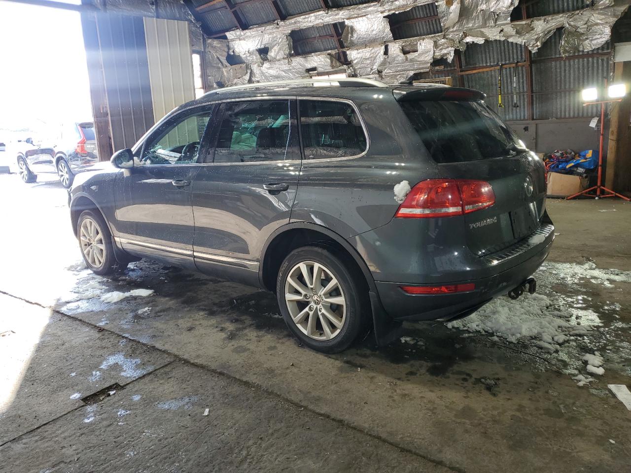 Lot #3026013999 2013 VOLKSWAGEN TOUAREG V6