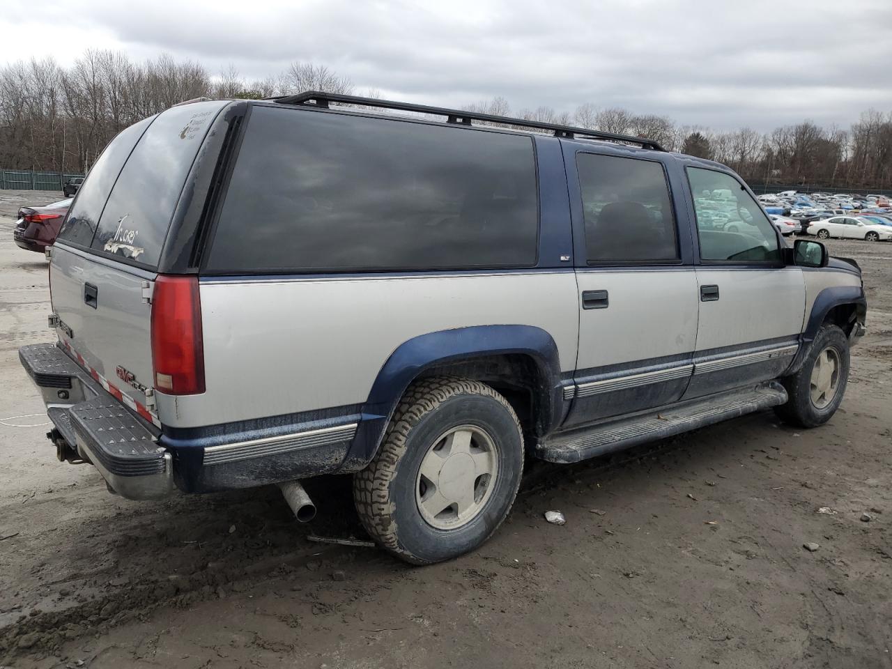 Lot #3048581892 1997 GMC SUBURBAN K