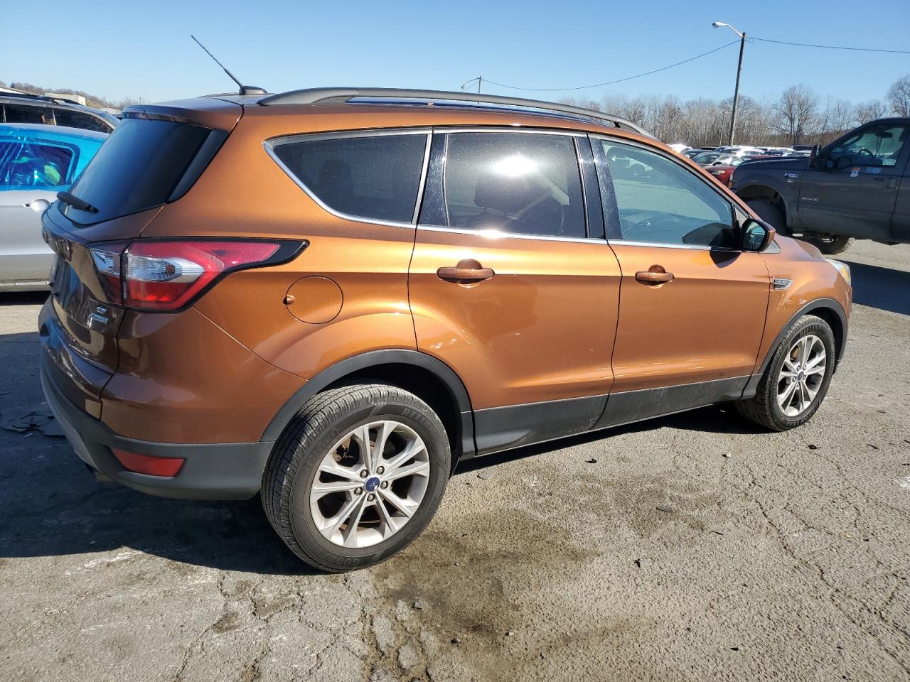 Lot #3025820312 2017 FORD ESCAPE SE