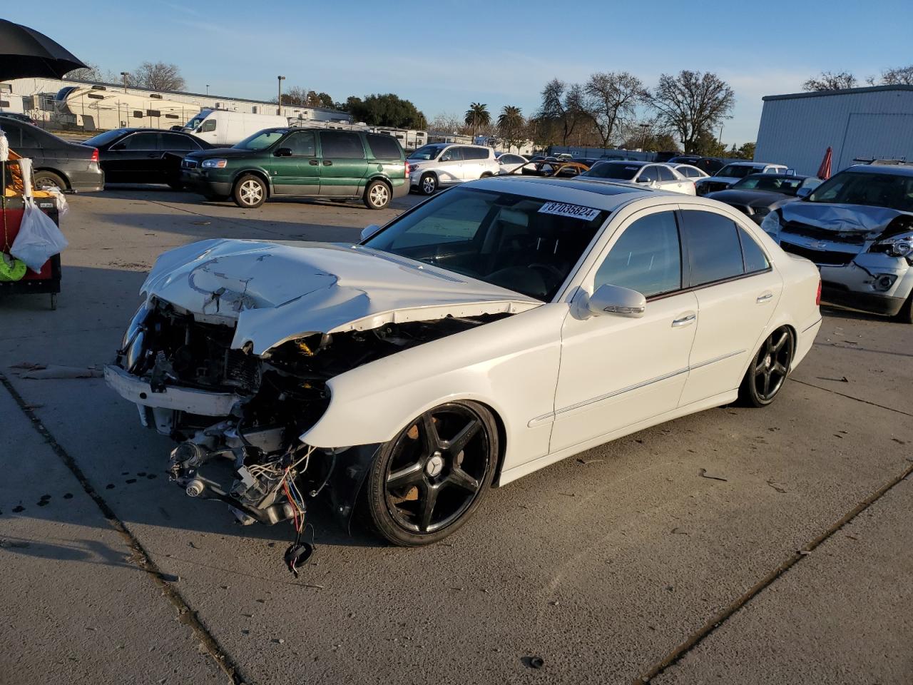  Salvage Mercedes-Benz E-Class