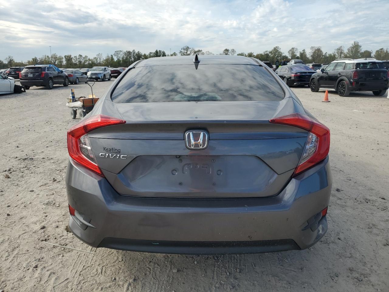 Lot #3033425105 2018 HONDA CIVIC EX