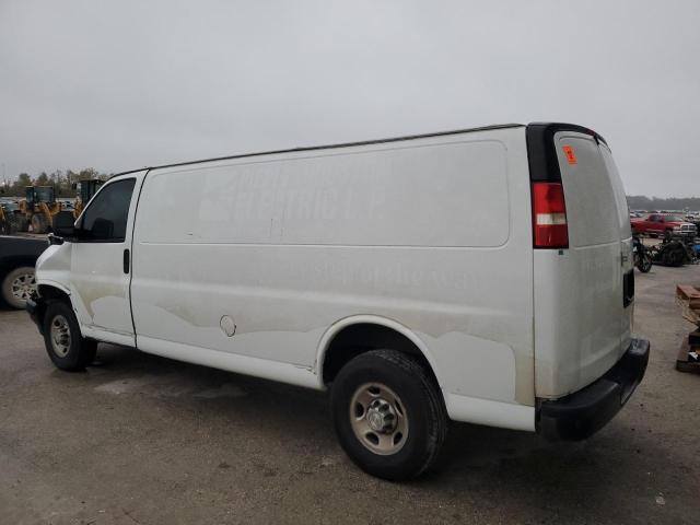 VIN 1GCWGBFG3J1189745 2018 CHEVROLET EXPRESS no.2