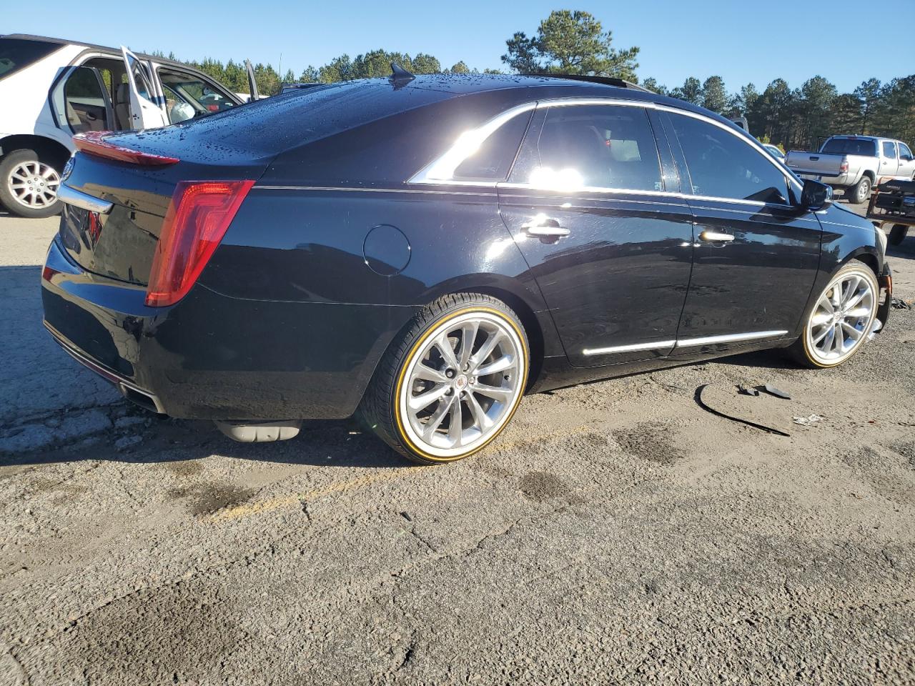 Lot #3028304812 2013 CADILLAC XTS PREMIU