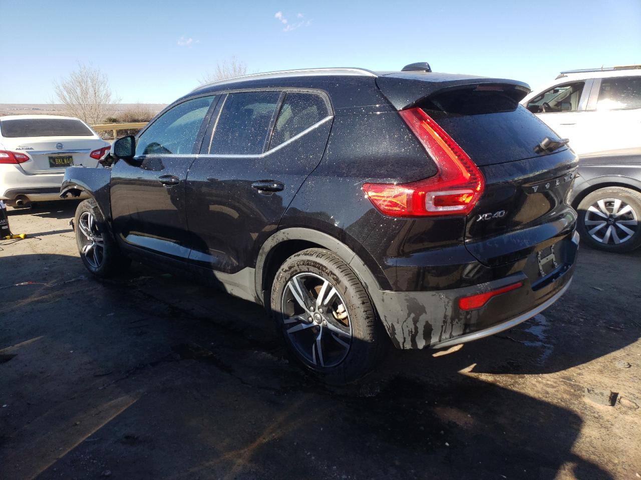 Lot #3030461461 2024 VOLVO XC40 CORE