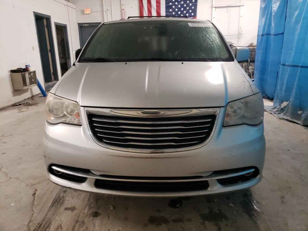 Lot #3033317808 2011 CHRYSLER TOWN & COU