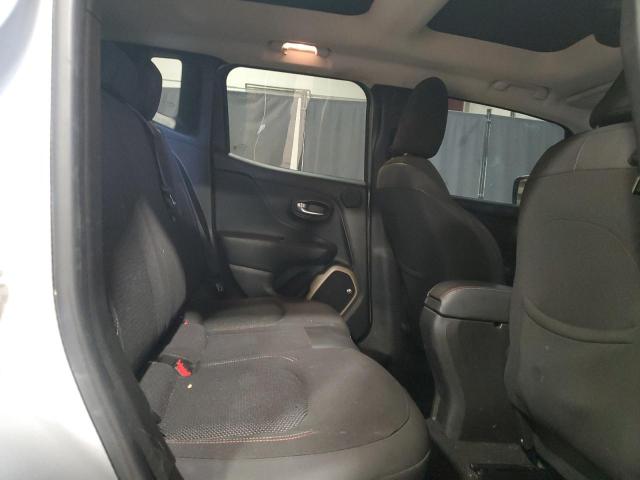 2016 JEEP RENEGADE L - ZACCJBBT8GPE04617